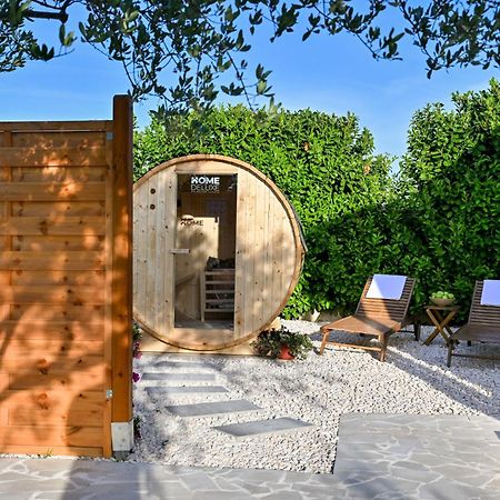 Holiday Home Aprilis With Pool, Jacuzzi And Sauna Galovac  Eksteriør billede
