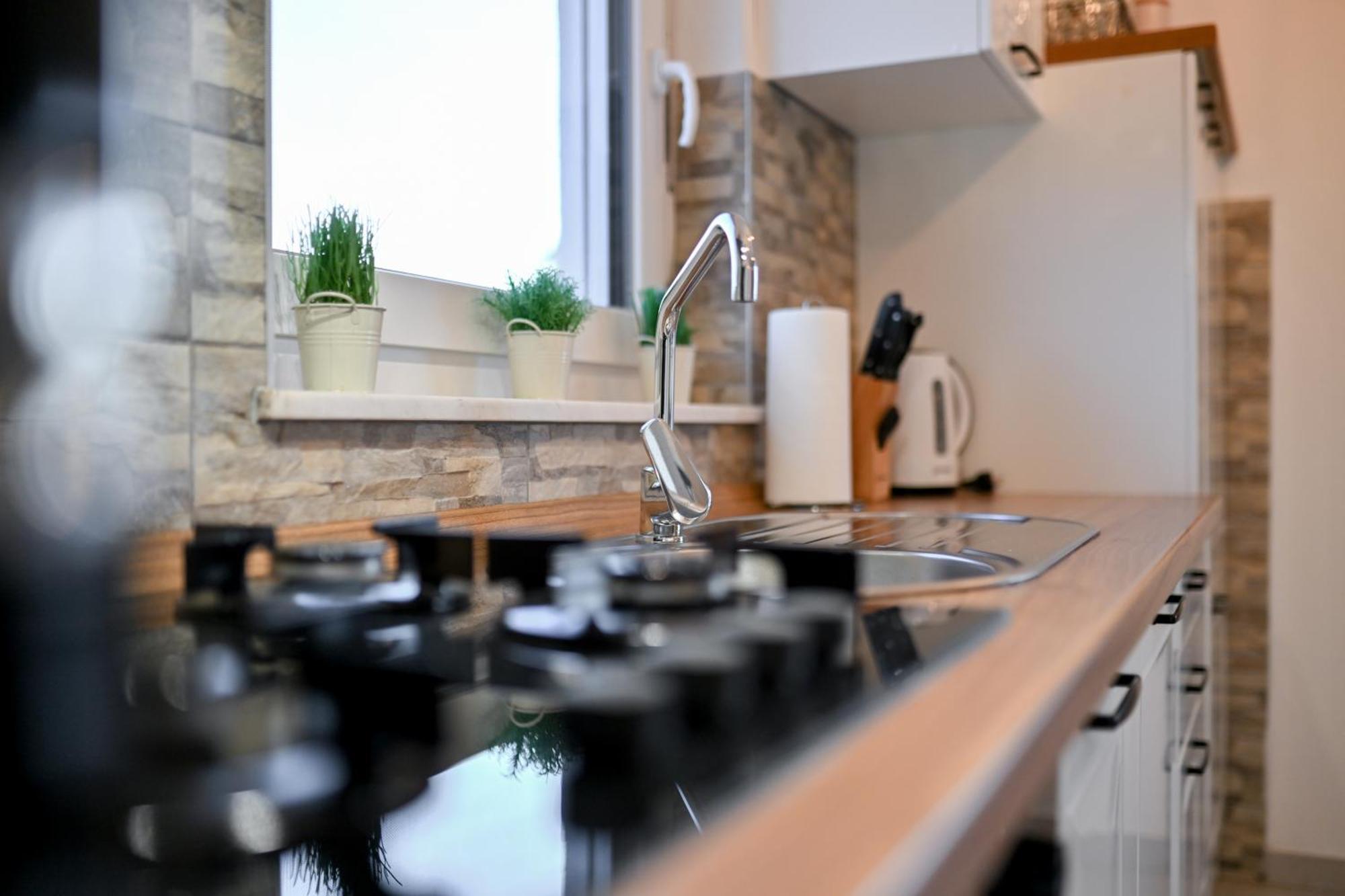 Holiday Home Aprilis With Pool, Jacuzzi And Sauna Galovac  Eksteriør billede