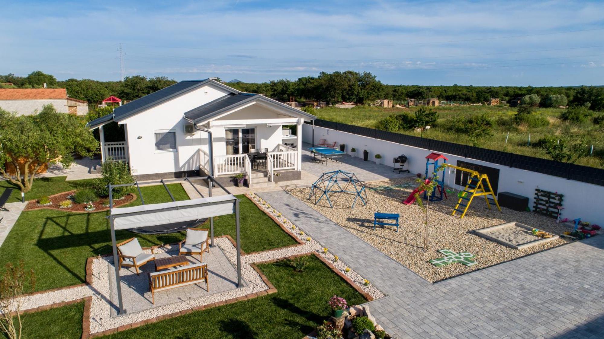 Holiday Home Aprilis With Pool, Jacuzzi And Sauna Galovac  Eksteriør billede